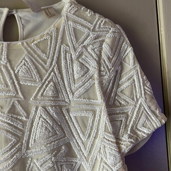 Forever 21 Crop Top with Sequins 🌸 - Picture 6 of 7